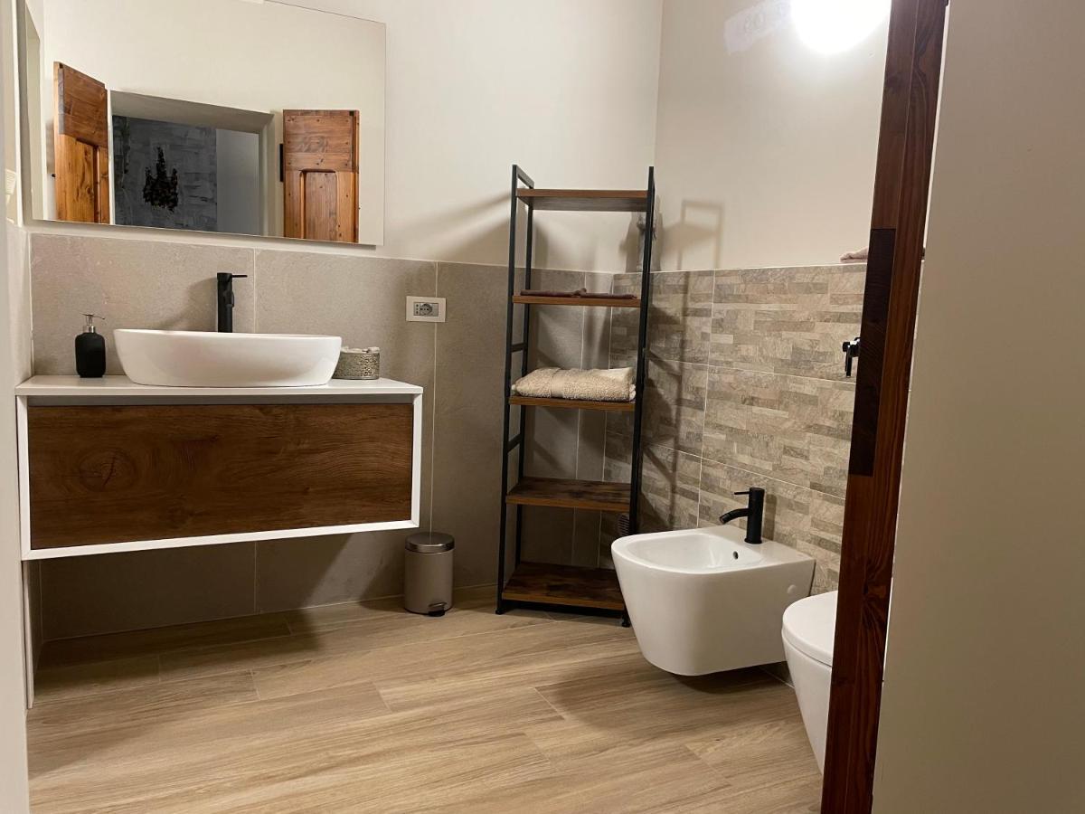 אסולה B&B Cascina Sagrestia מראה חיצוני תמונה