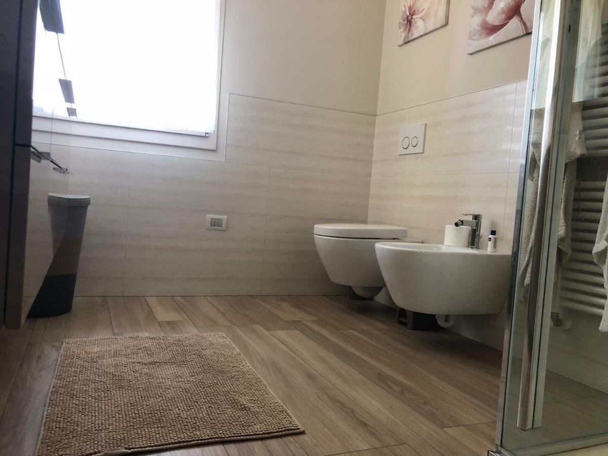 אסולה B&B Cascina Sagrestia מראה חיצוני תמונה
