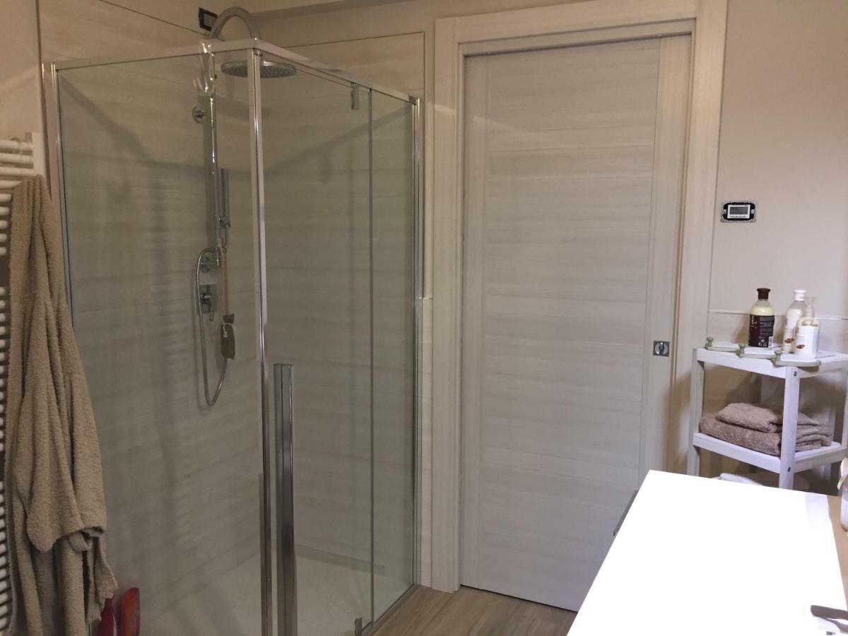 אסולה B&B Cascina Sagrestia מראה חיצוני תמונה